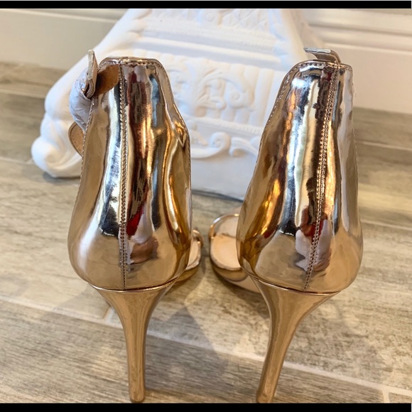 Gold Heels - Picture 6 of 12